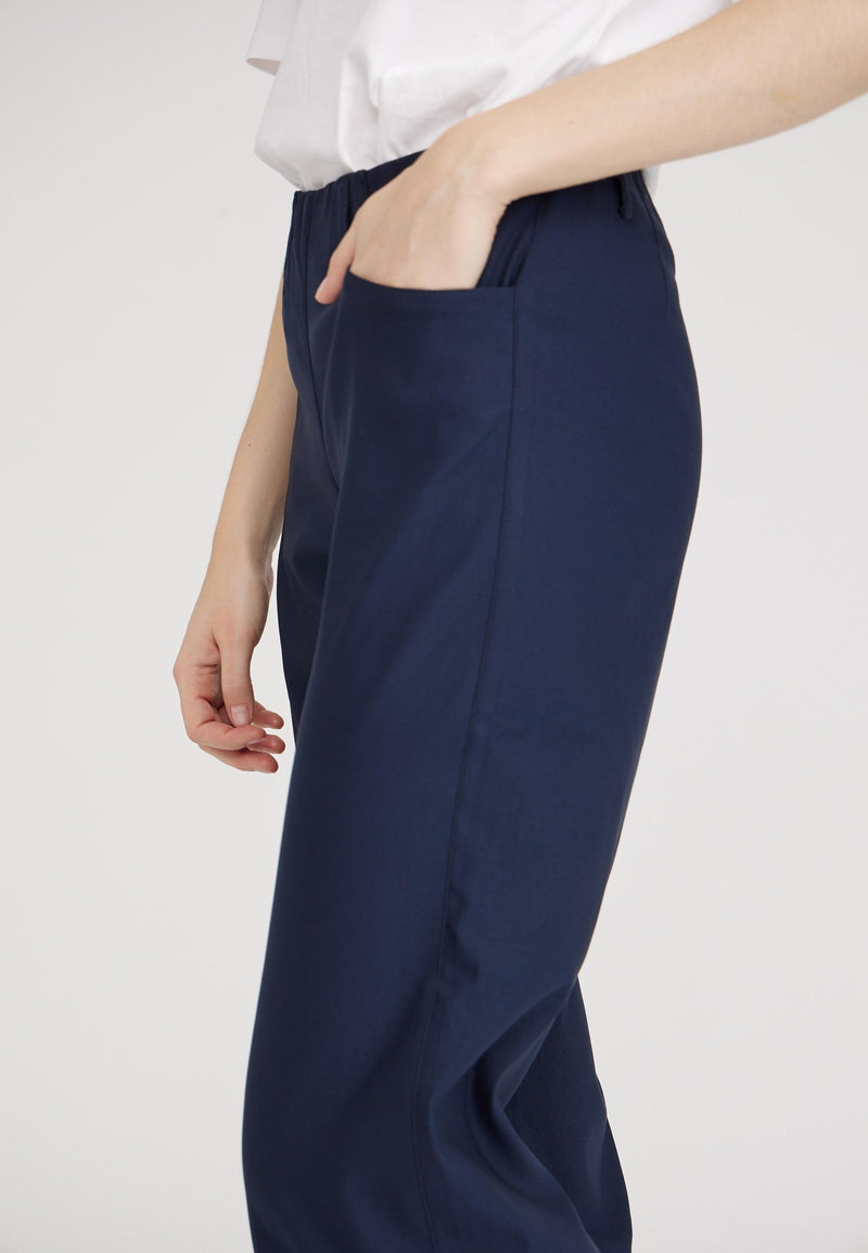 Donna Loose - Medium Length - Navy