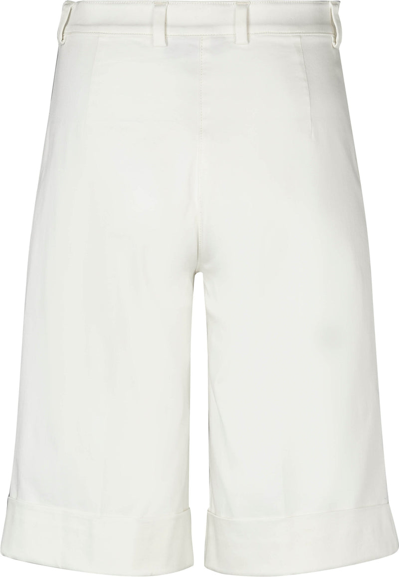 Phoebe Turn-Up Loose Shorts - Ivory