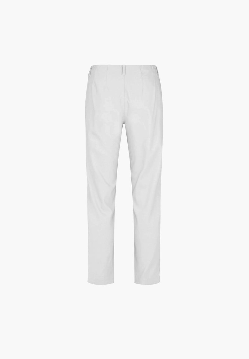 Taylor Regular - Medium Length - White